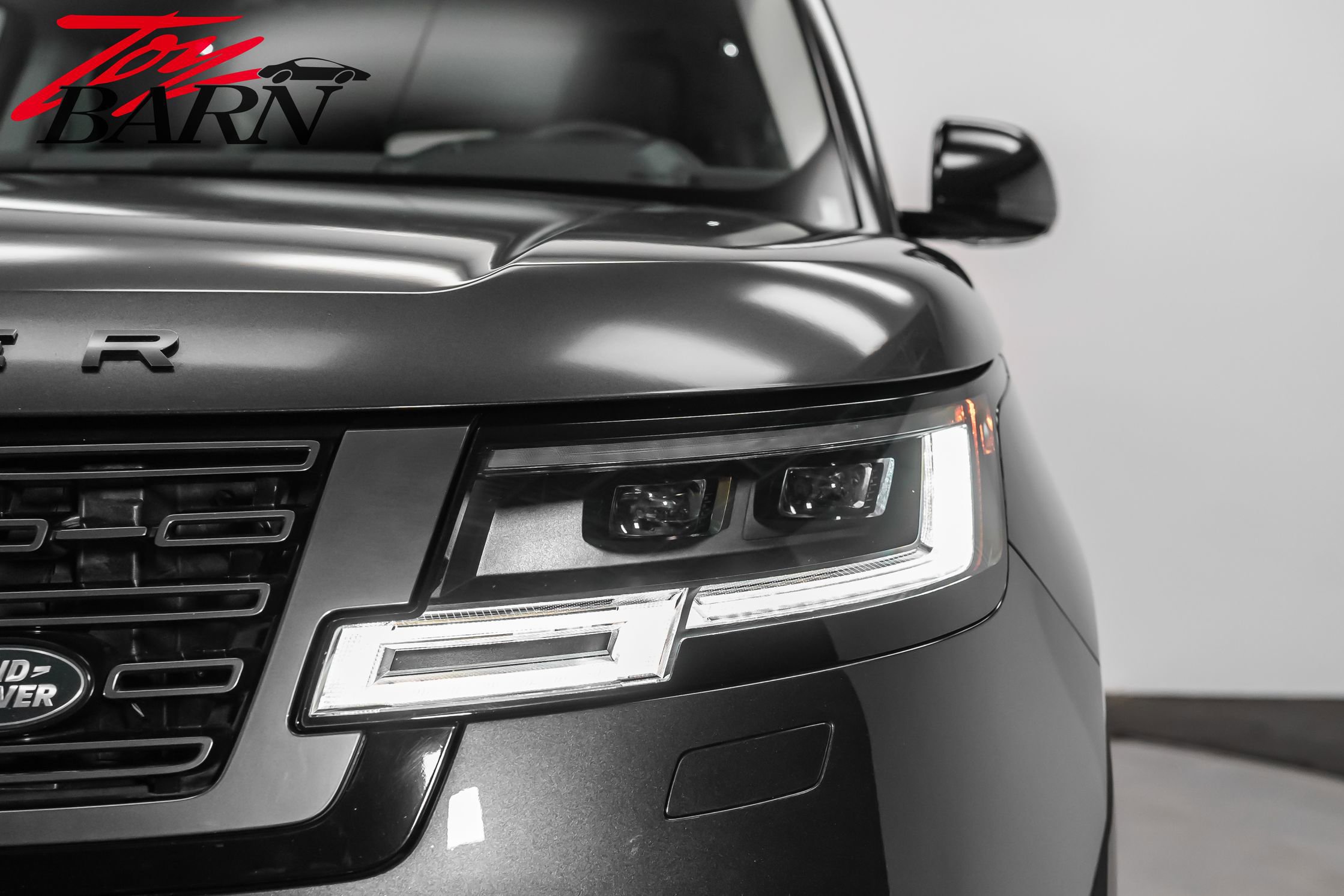 Used 2024 Land Rover Range Rover SE image 11