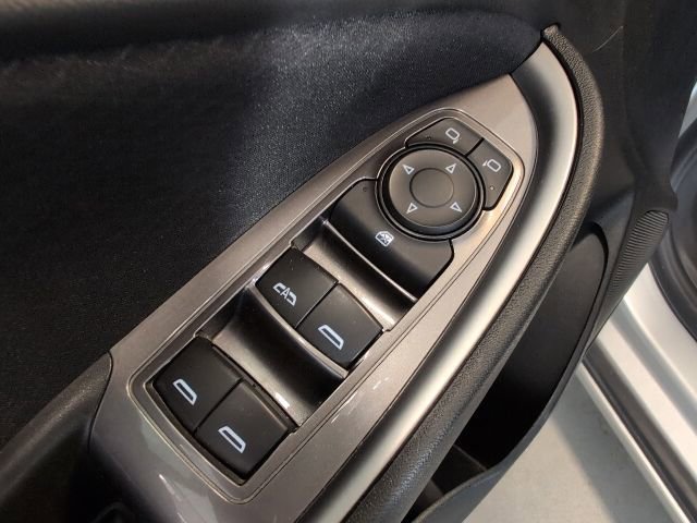 Used 2022 Chevrolet Malibu LT FWD image 15
