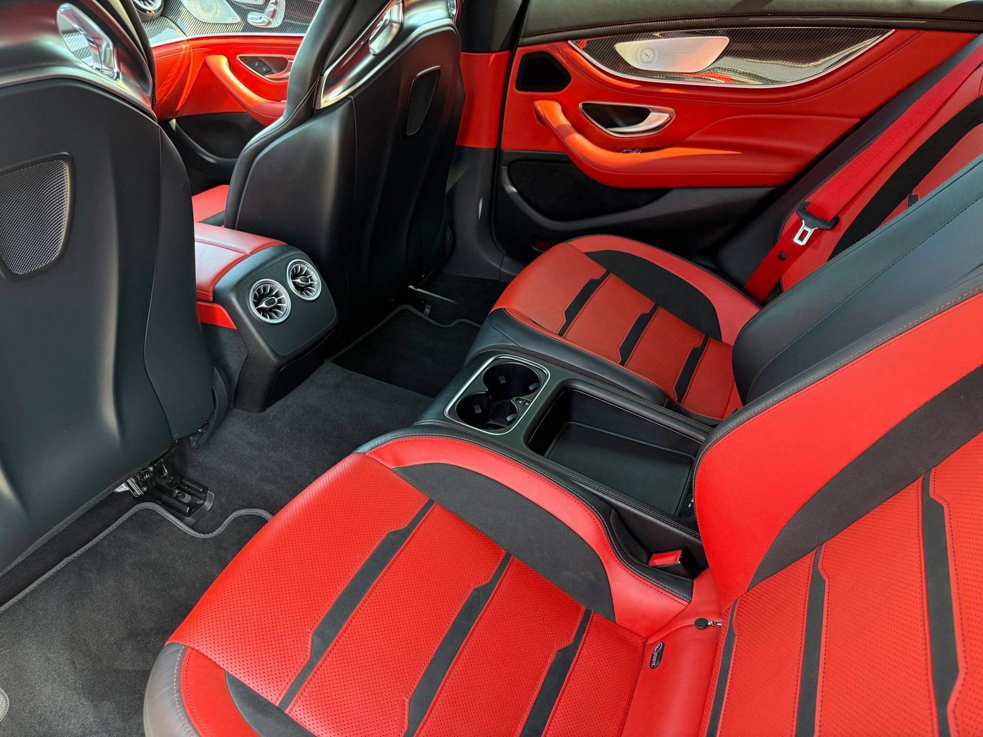Used 2019 Mercedes-Benz AMG GT 63 image 27
