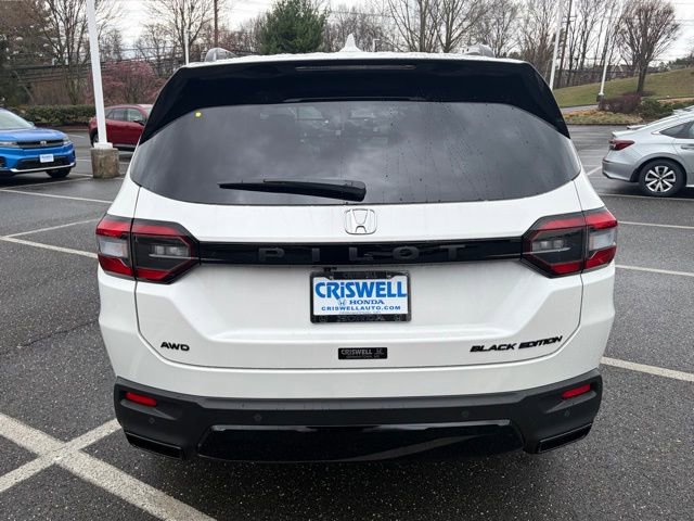 New 2026 Honda Pilot Black Edition image 4