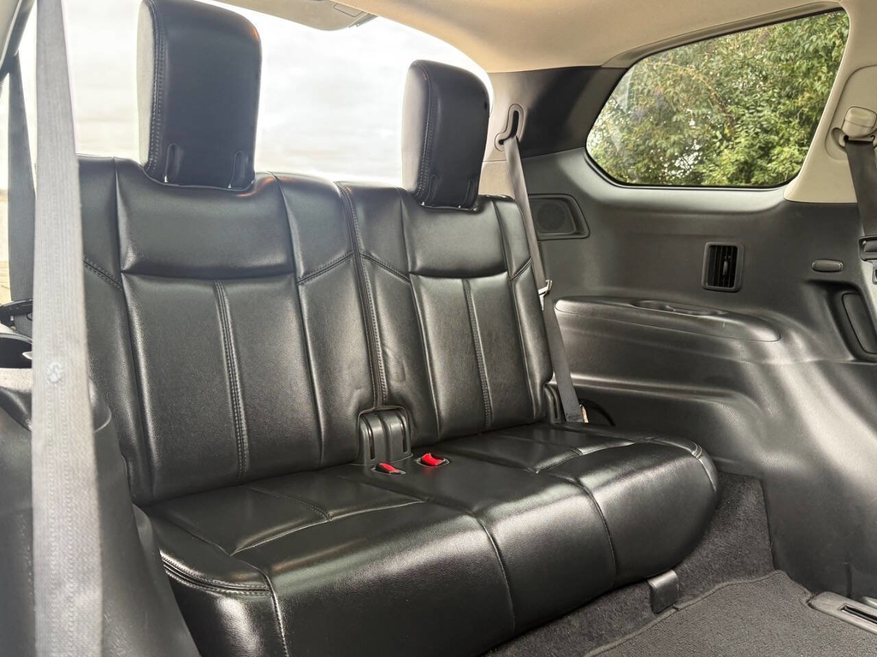 Used 2017 Nissan Pathfinder SL w/ SL Premium Package image 25