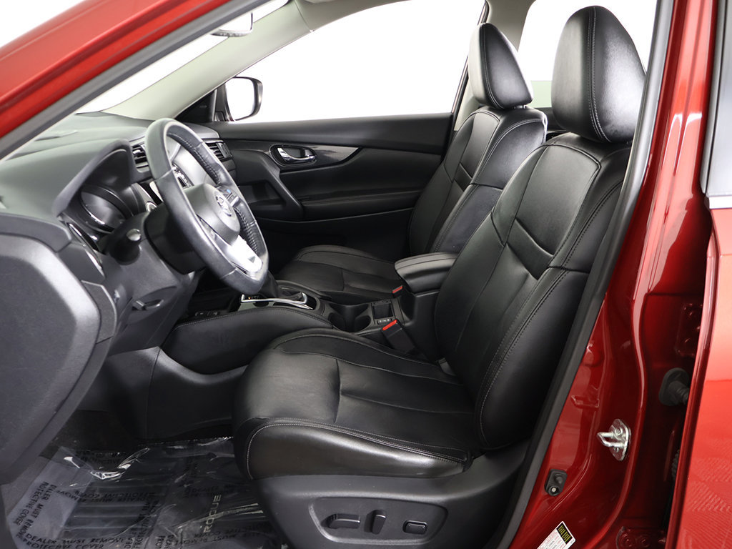 Used 2019 Nissan Rogue SL AWD/4WD image 28