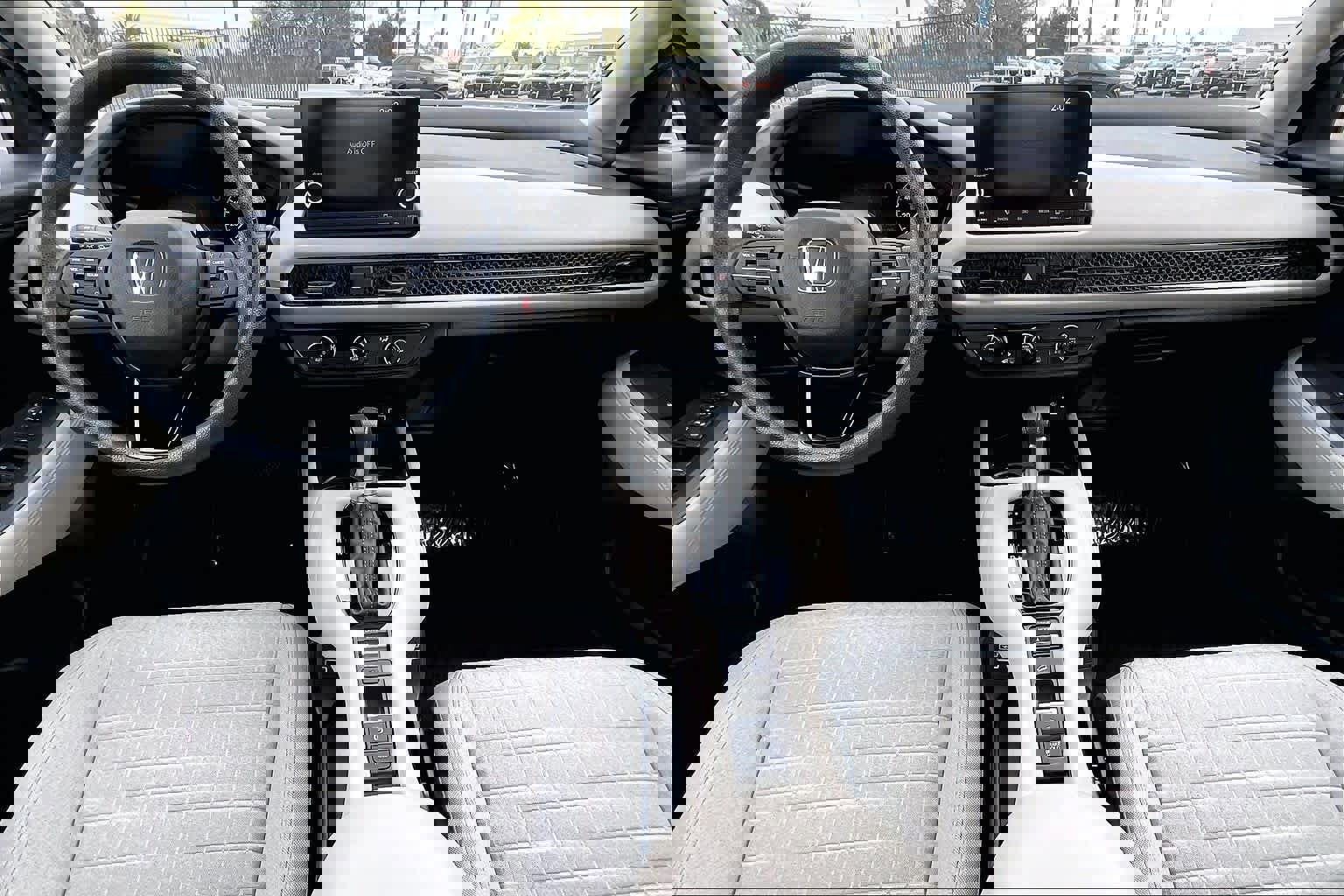 Used 2023 Honda HR-V LX image 15