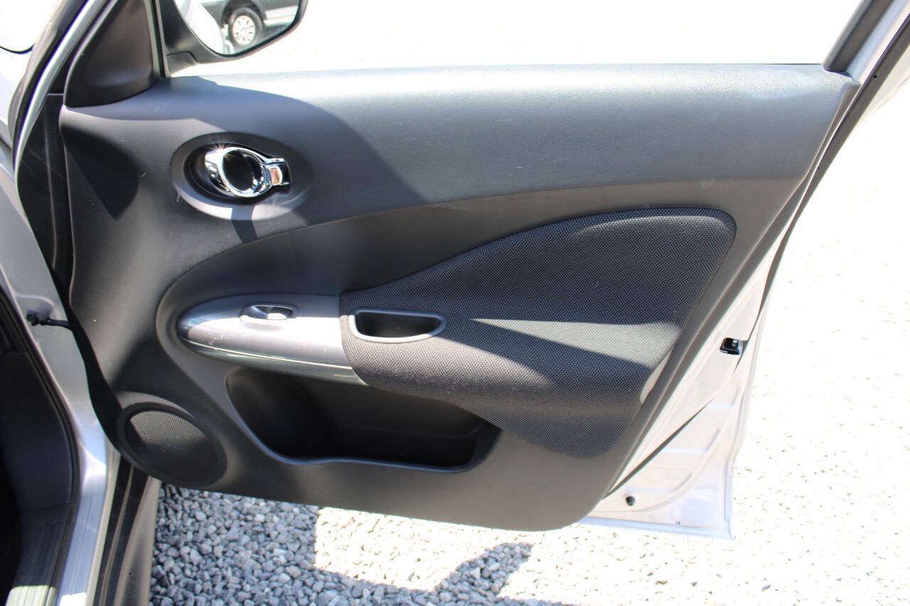 Used 2011 Nissan Juke S AWD/4WD image 19