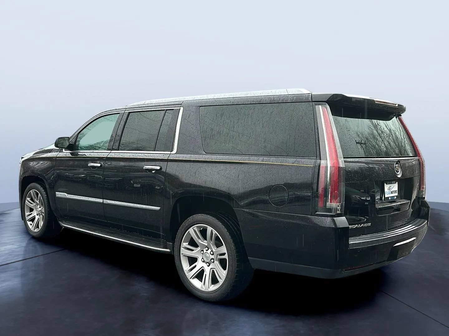 Used 2015 Cadillac Escalade ESV Luxury AWD/4WD image 3