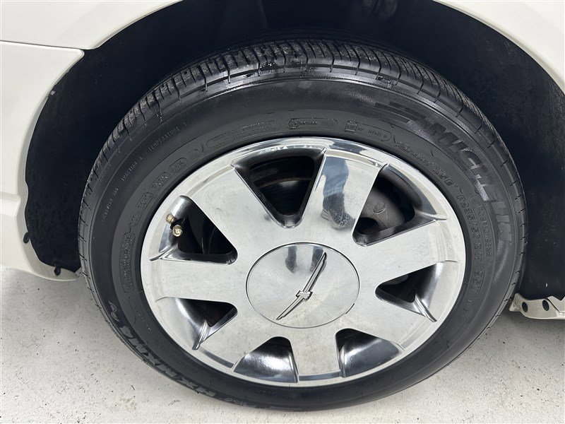 Used 2002 Ford Thunderbird Deluxe image 29