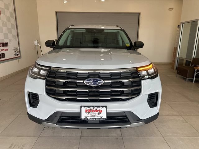New 2026 Ford Explorer Active AWD/4WD image 2