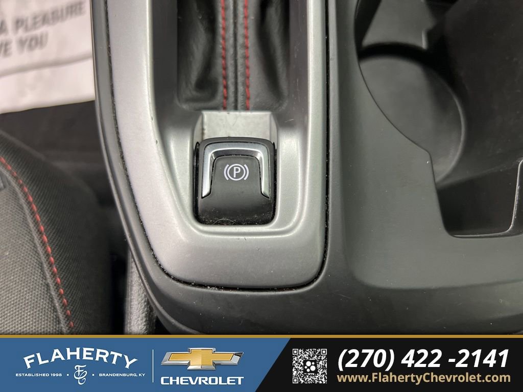 Used 2024 Chevrolet Trax RS w/ Driver Confidence Package FWD image 31