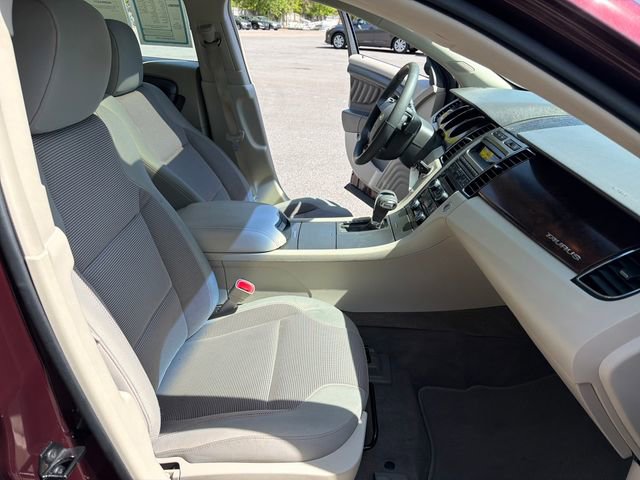 Used 2011 Ford Taurus SEL w/ 201A Rapid Spec Order Code FWD image 29