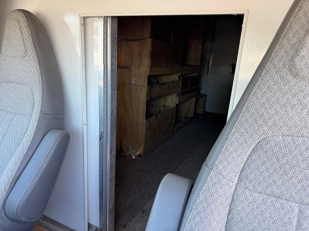 Used 2021 Chevrolet Express 3500 w/ Power Convenience Package RWD image 12