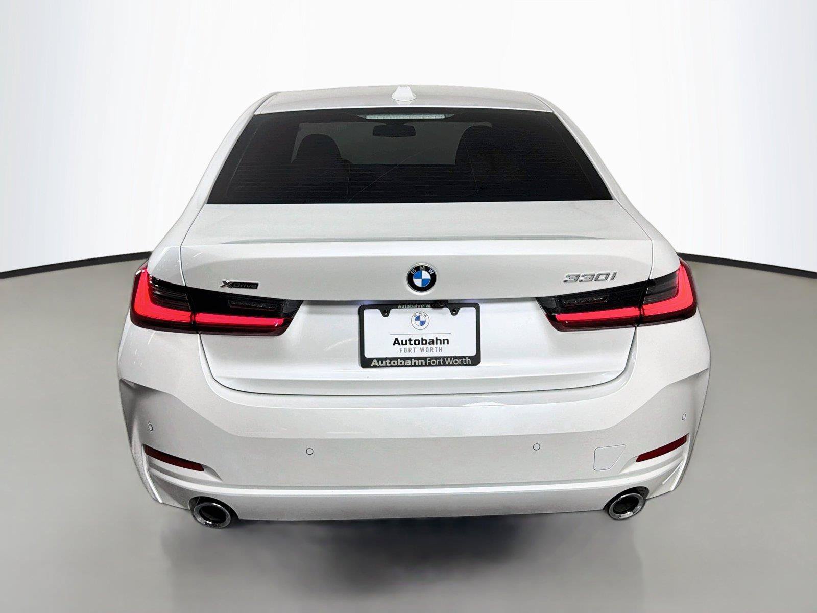 New 2026 BMW 330i xDrive Sedan w/ Premium Package AWD/4WD image 27
