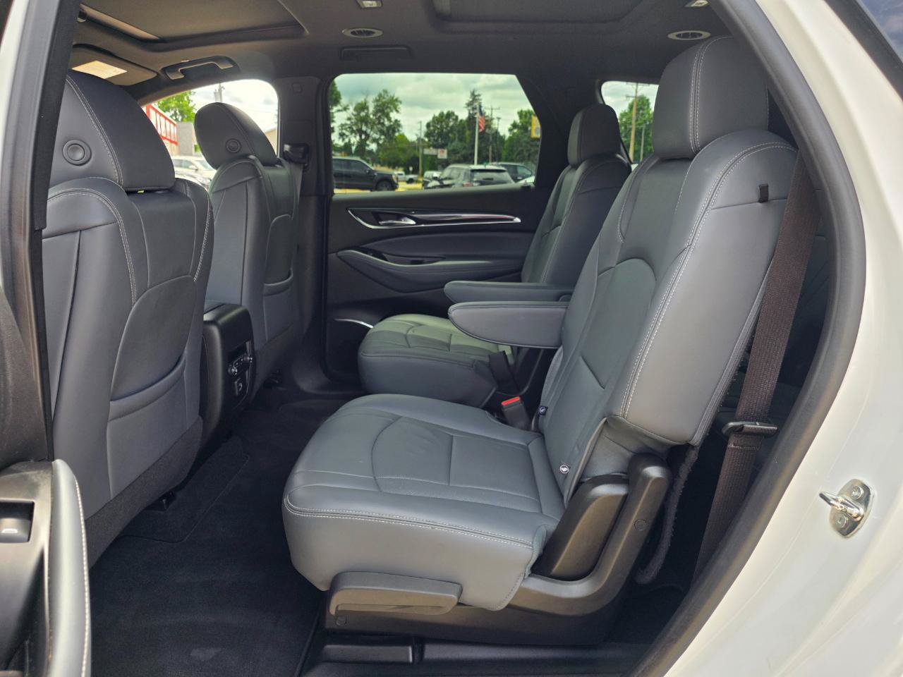 Used 2023 Buick Enclave Essence w/ Experience Buick Package FWD image 13