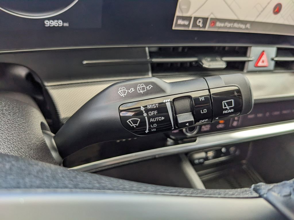 Certified 2025 Kia Sportage SX image 34