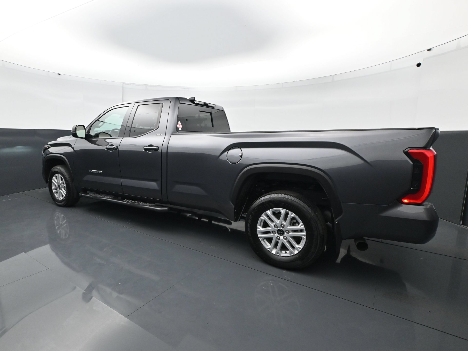 Used 2023 Toyota Tundra SR5 AWD/4WD image 4