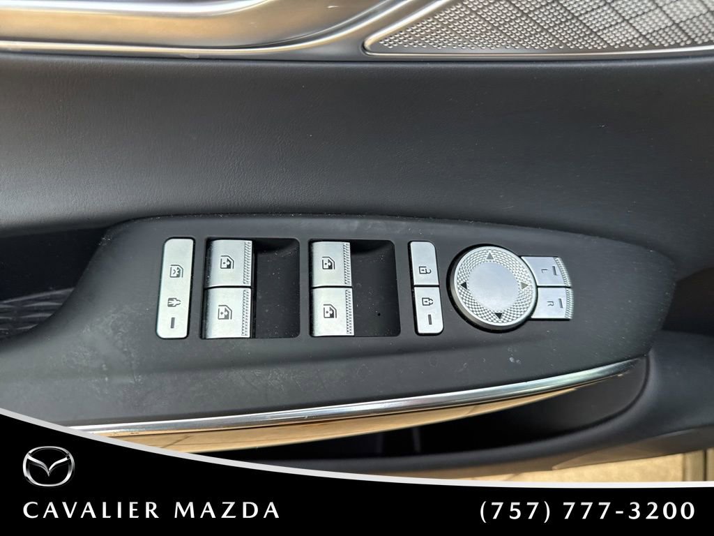 Used 2025 Genesis GV70 2.5T image 9