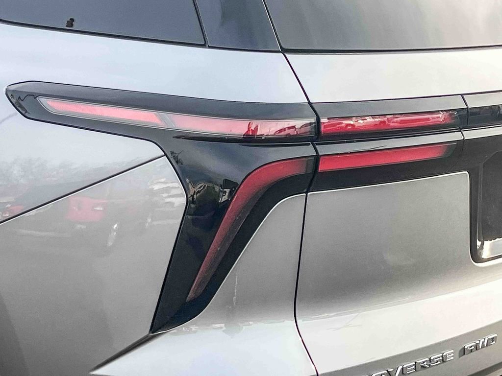 New 2026 Chevrolet Traverse LT w/ Enhanced Driving Package image 8