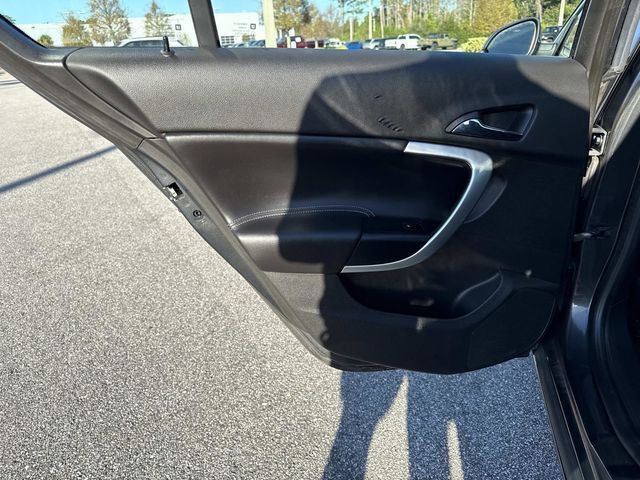 Used 2015 Buick Regal image 10