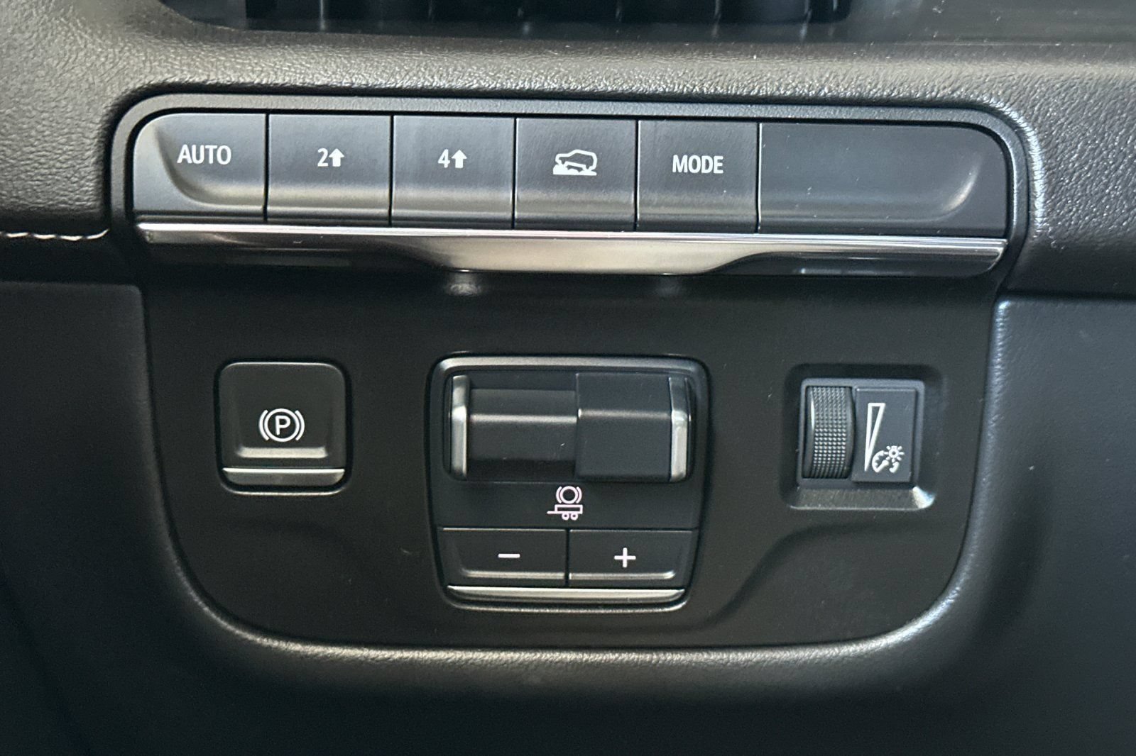 Certified 2023 Cadillac Escalade Sport AWD/4WD image 37