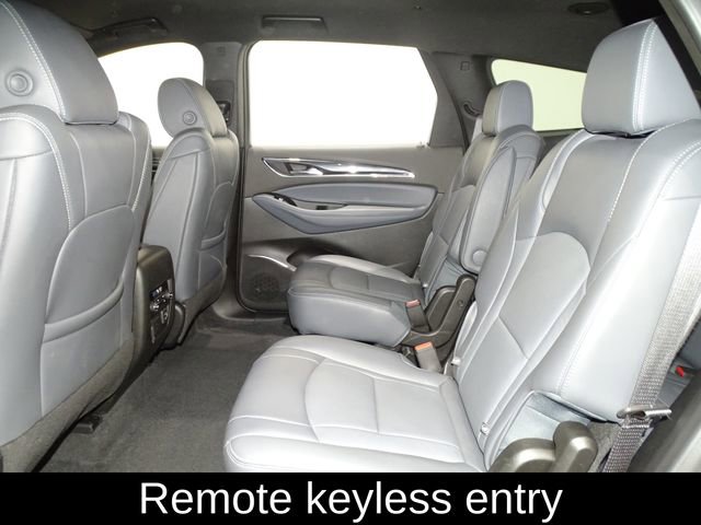 Used 2024 Buick Enclave Premium image 19