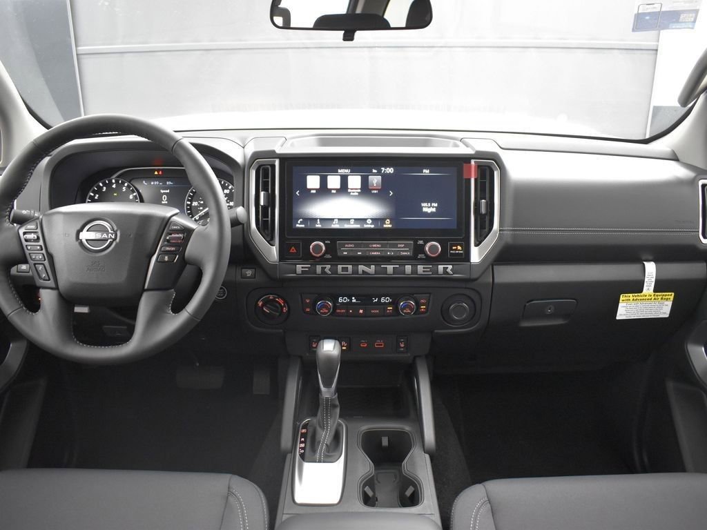 New 2025 Nissan Frontier SV w/ SV Convenience Package image 8
