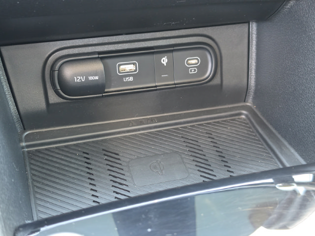 Used 2025 Kia Sportage EX w/ Premium Package FWD image 35