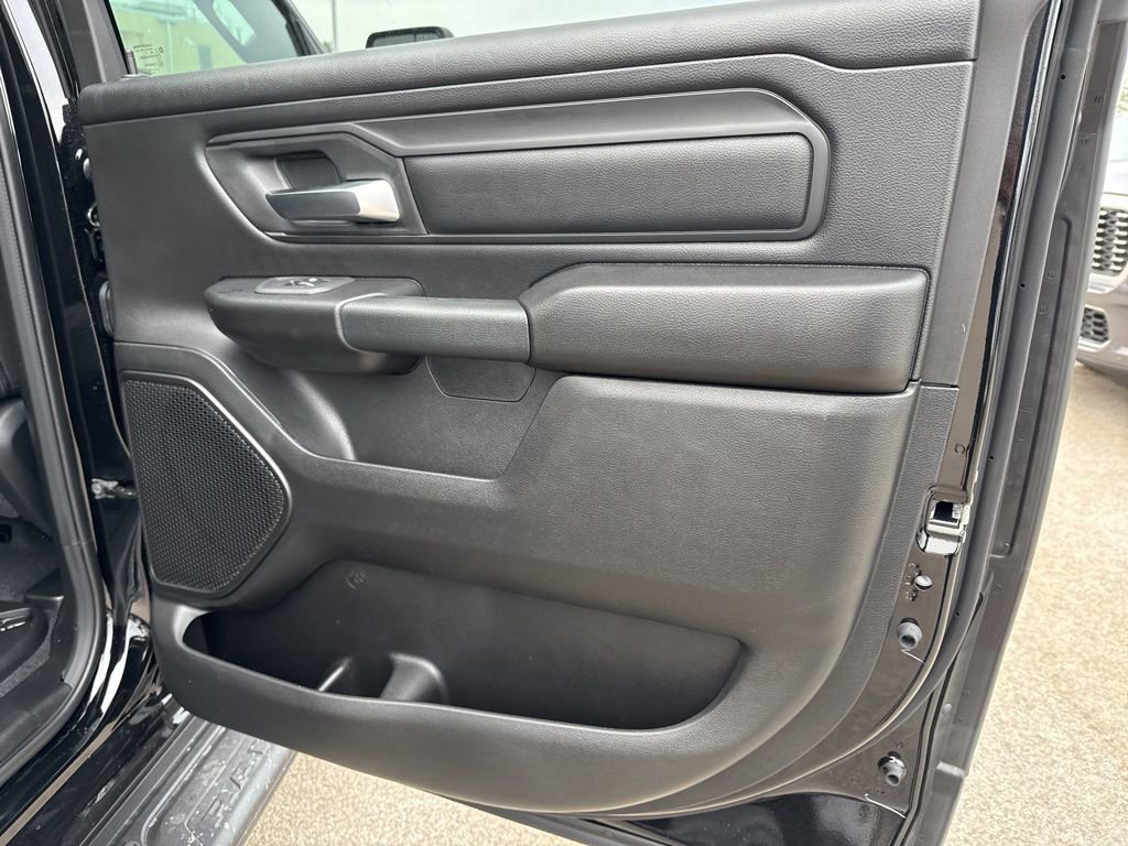 New 2026 RAM 1500 Express image 26