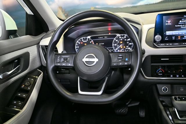 Used 2023 Nissan Rogue SV FWD image 60