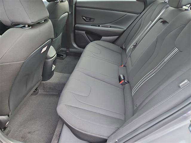 New 2026 Hyundai Elantra SEL Sport Premium image 11