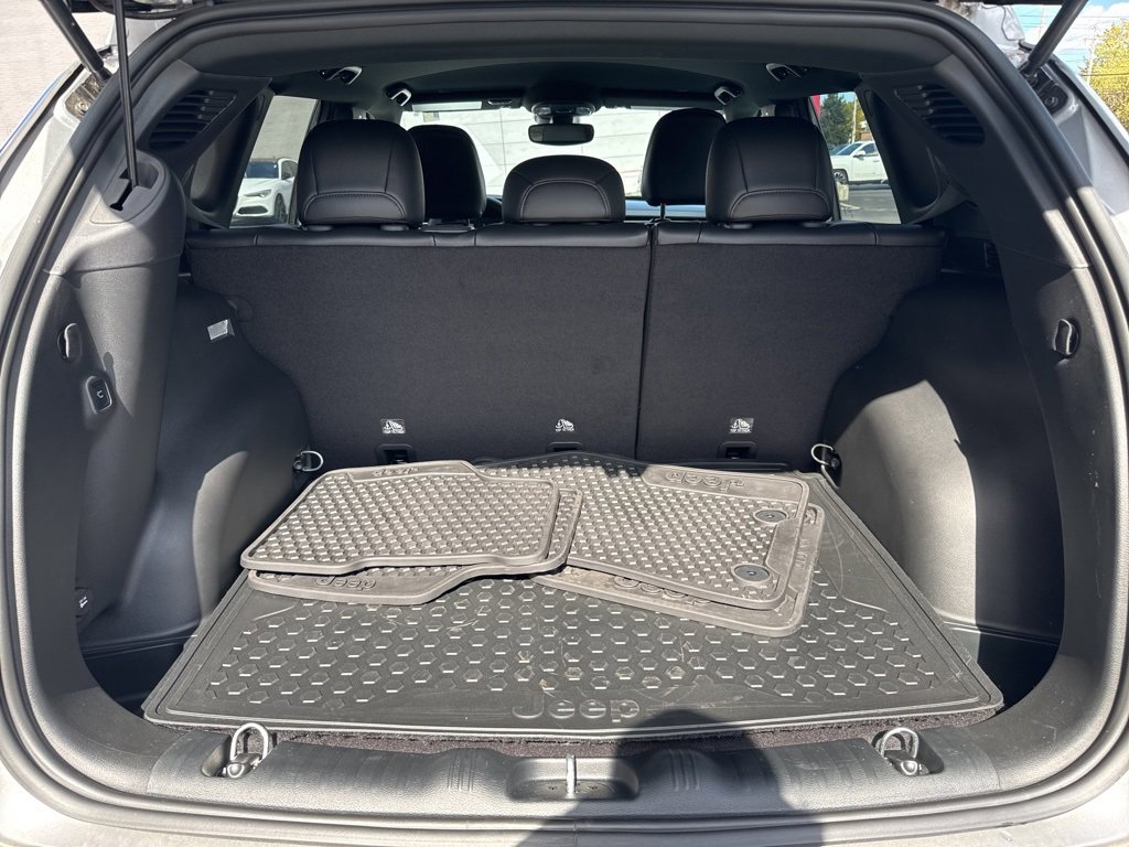 Used 2023 Jeep Compass Latitude w/ Convenience Group image 55