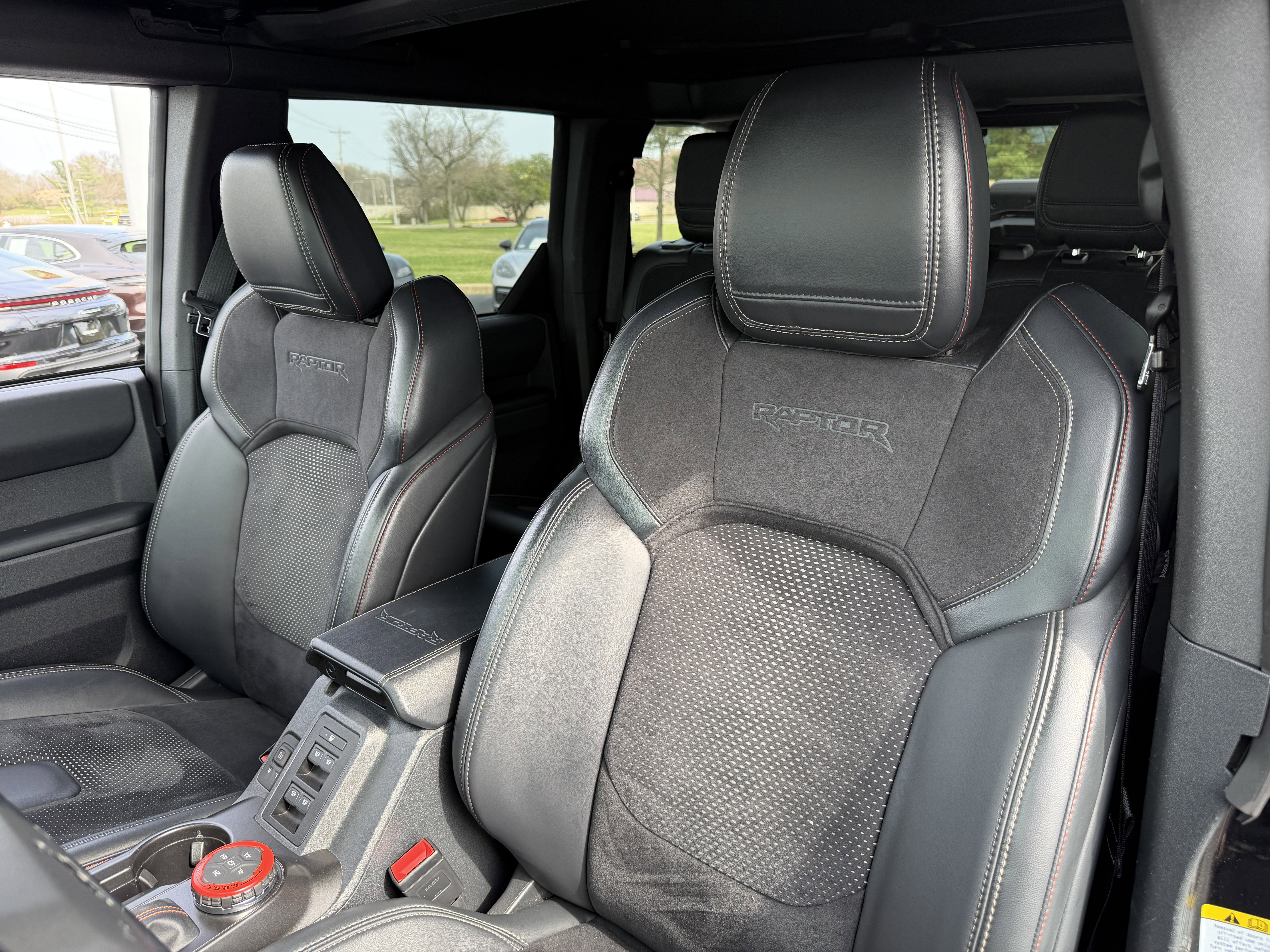 Used 2022 Ford Bronco Raptor image 29