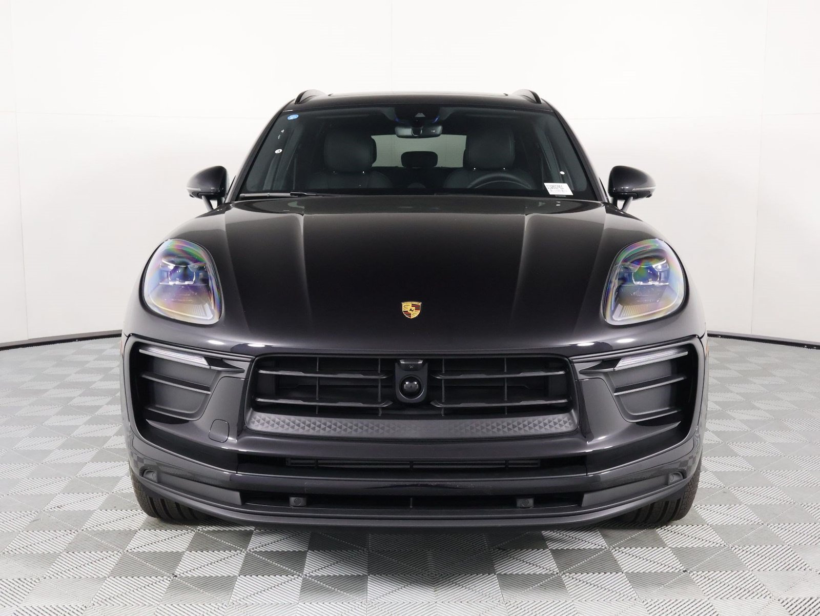 New 2026 Porsche Macan AWD/4WD image 10