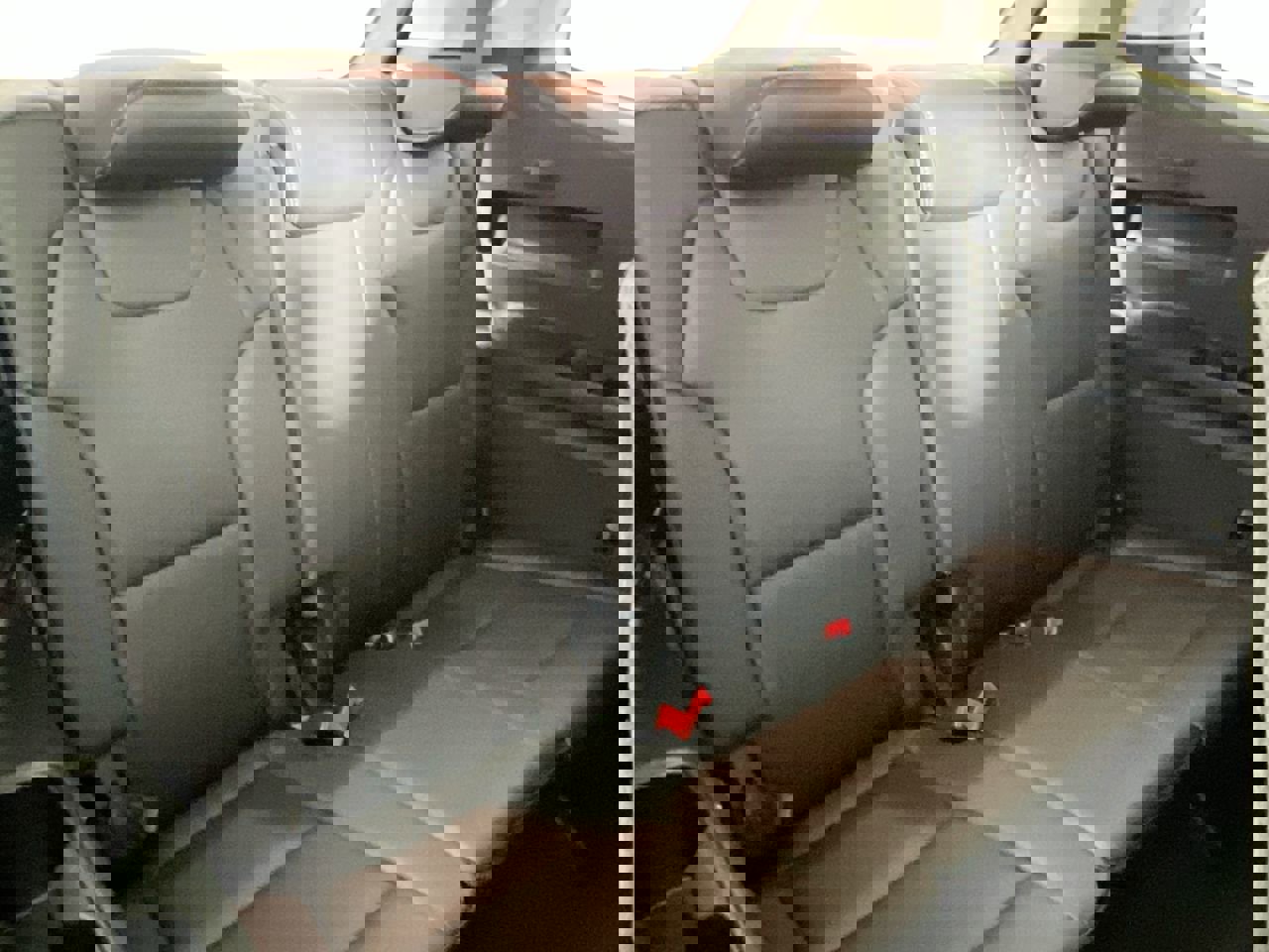 Used 2024 Kia Telluride LX image 28