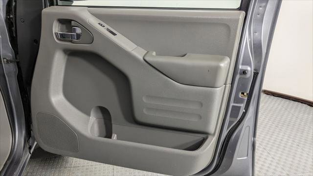 Used 2020 Nissan Frontier SV image 22