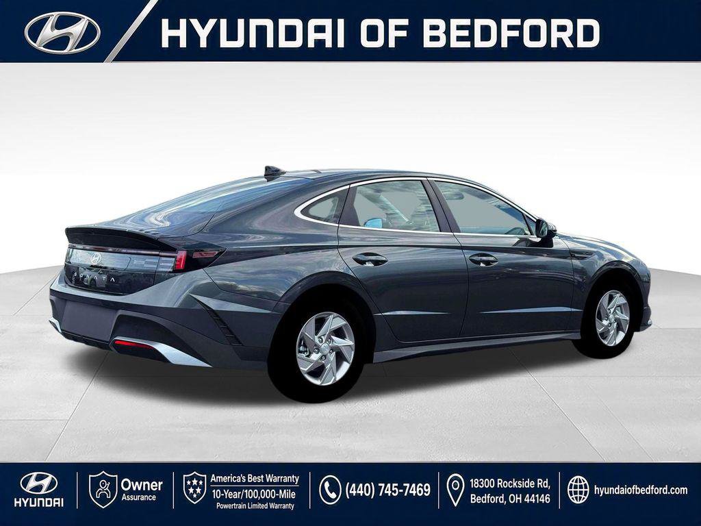 New 2026 Hyundai Sonata SE FWD image 9