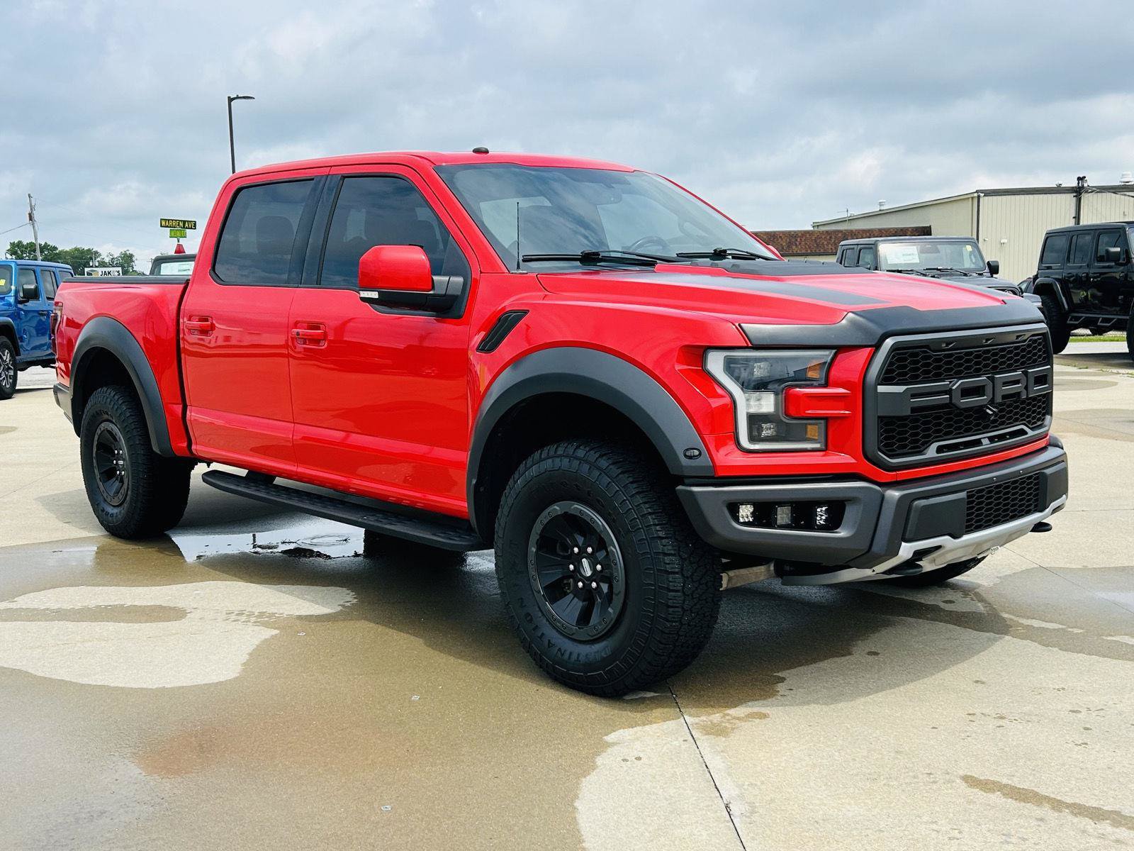 Used 2018 Ford F150 Raptor w/ Equipment Group 802A Luxury AWD/4WD video 2