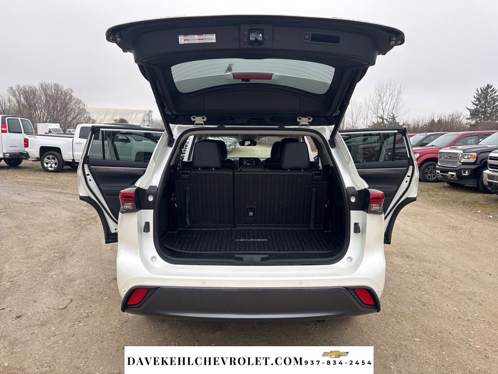 Used 2020 Toyota Highlander Limited image 35