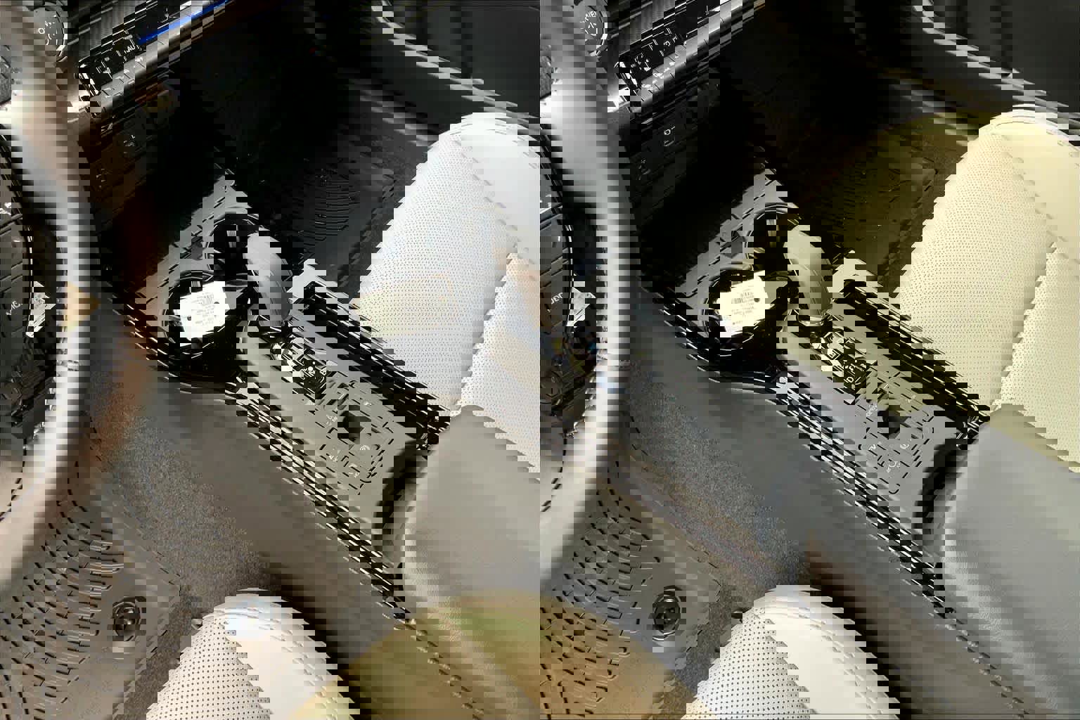 New 2026 Toyota Prius XLE image 7