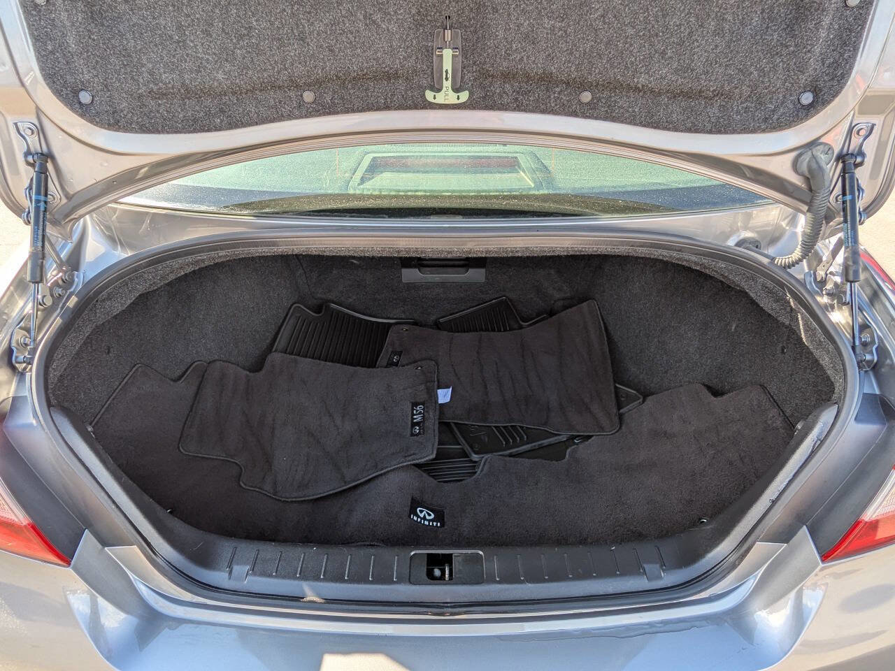 Used 2013 INFINITI M56 x w/ Sport Pkg image 28