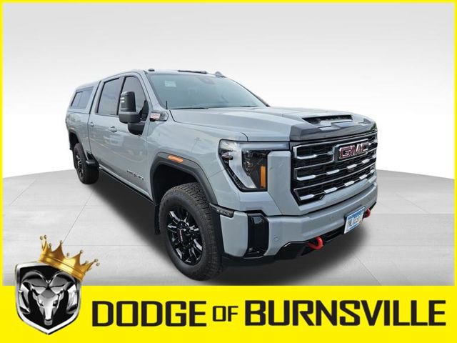 Used 2025 GMC Sierra 3500 AT4 w/ AT4 Premium Plus Package AWD/4WD image 2