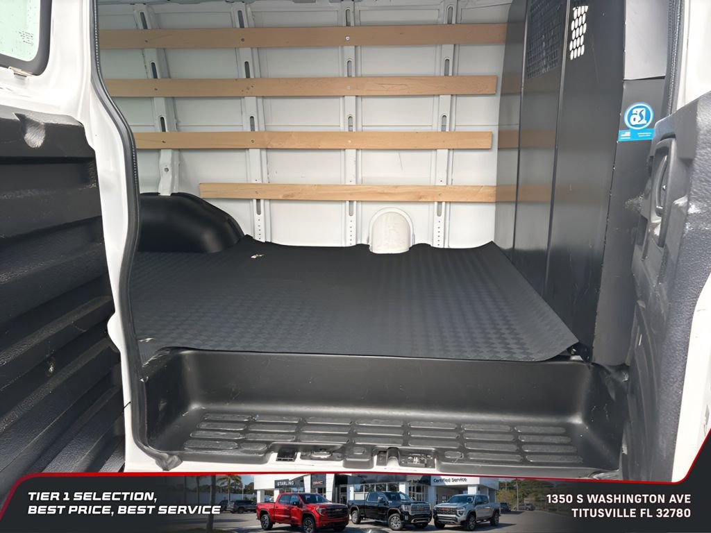 Used 2024 Chevrolet Express 2500 w/ Driver Convenience Package image 12