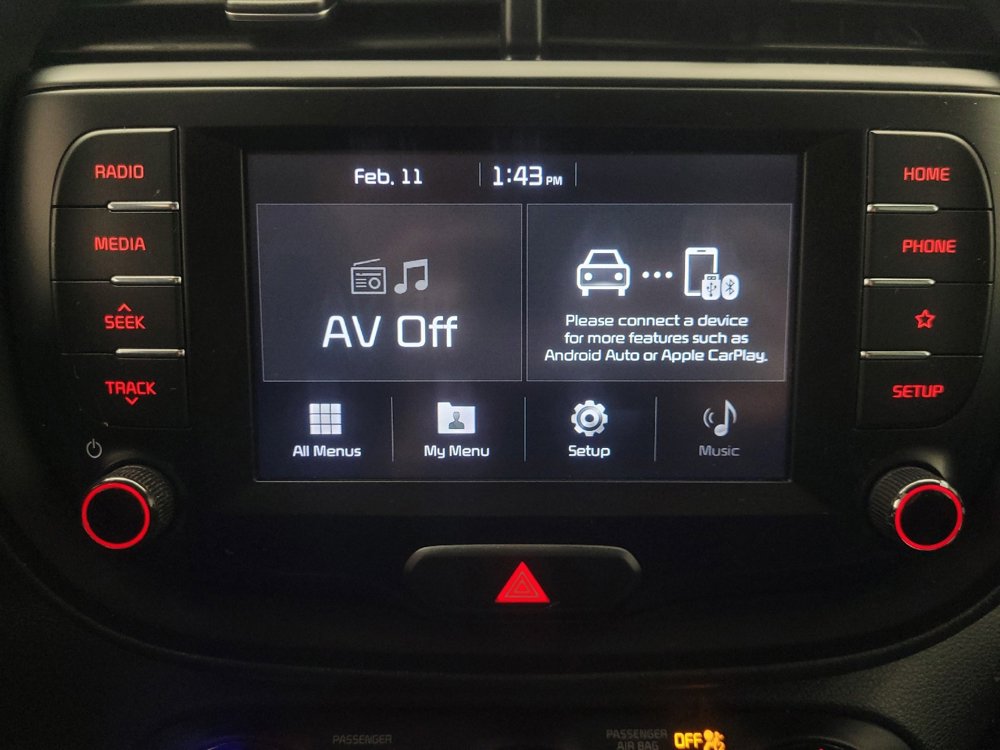 Used 2020 Kia Soul LX image 25