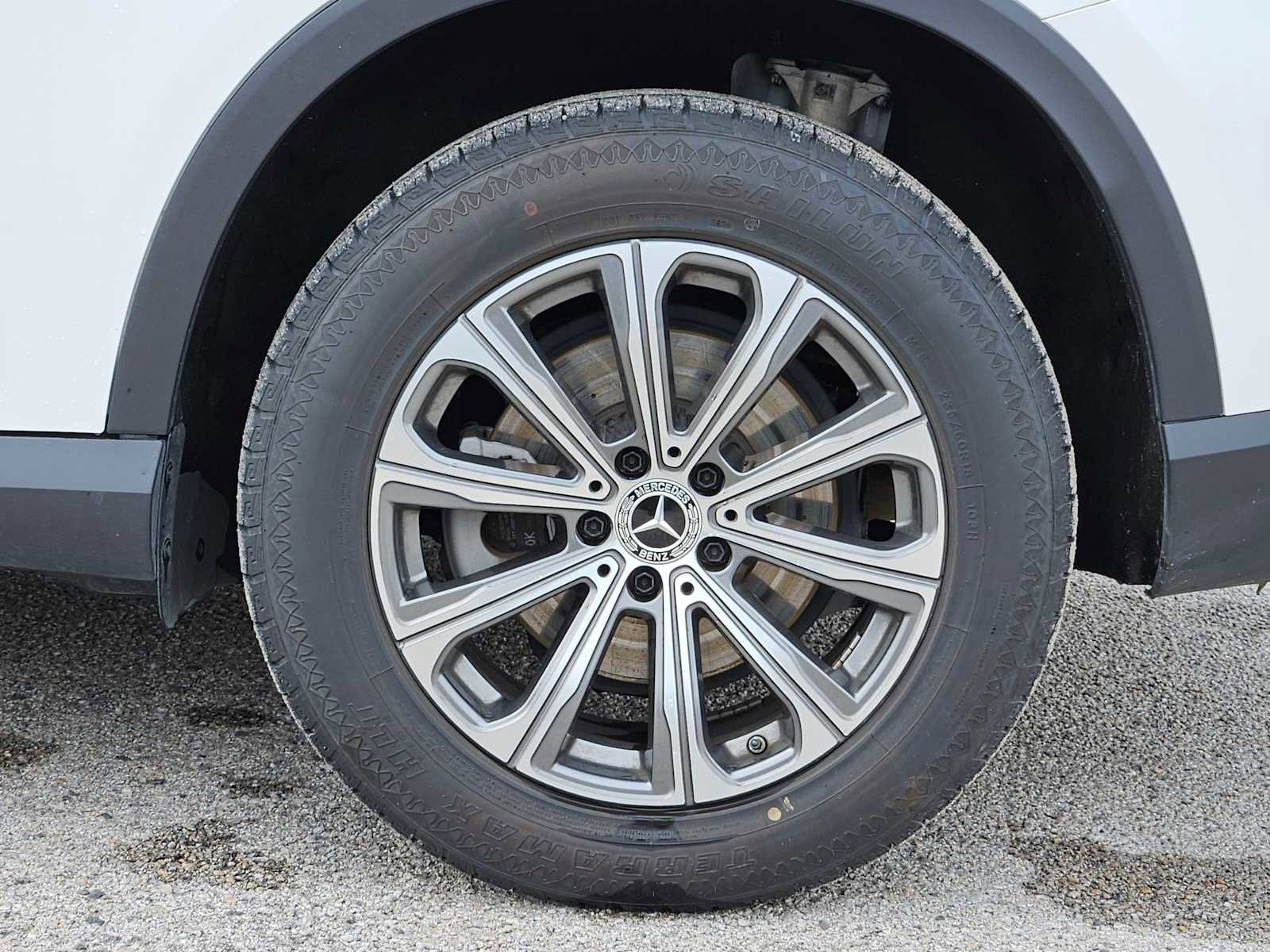 Used 2024 Mercedes-Benz GLC 300 4MATIC image 15