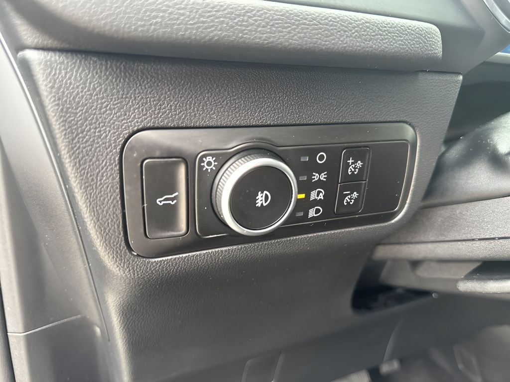 Used 2025 Ford Escape Platinum AWD/4WD image 21