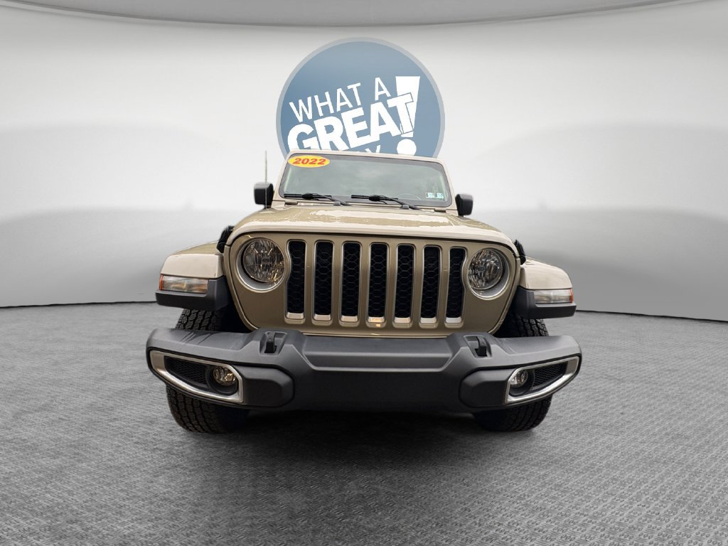Certified 2022 Jeep Gladiator Overland w/ Popular Equipment Package AWD/4WD image 9