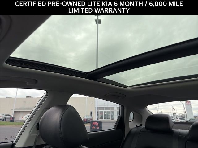 Used 2018 Kia Optima EX w/ Premium Package image 9