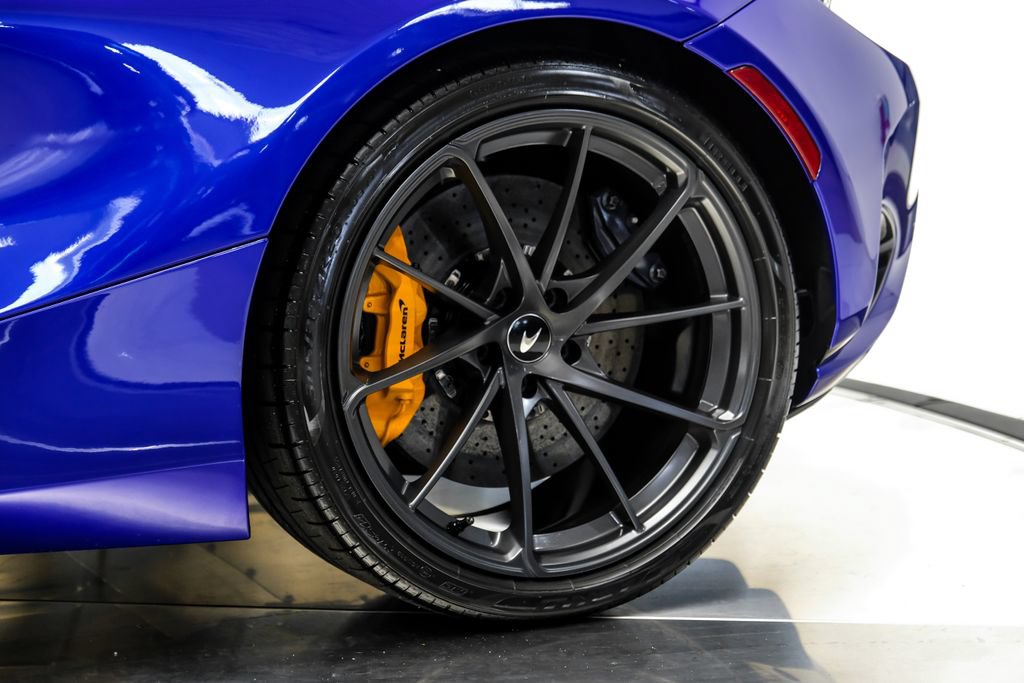 Used 2026 McLaren 750S Spider RWD image 58