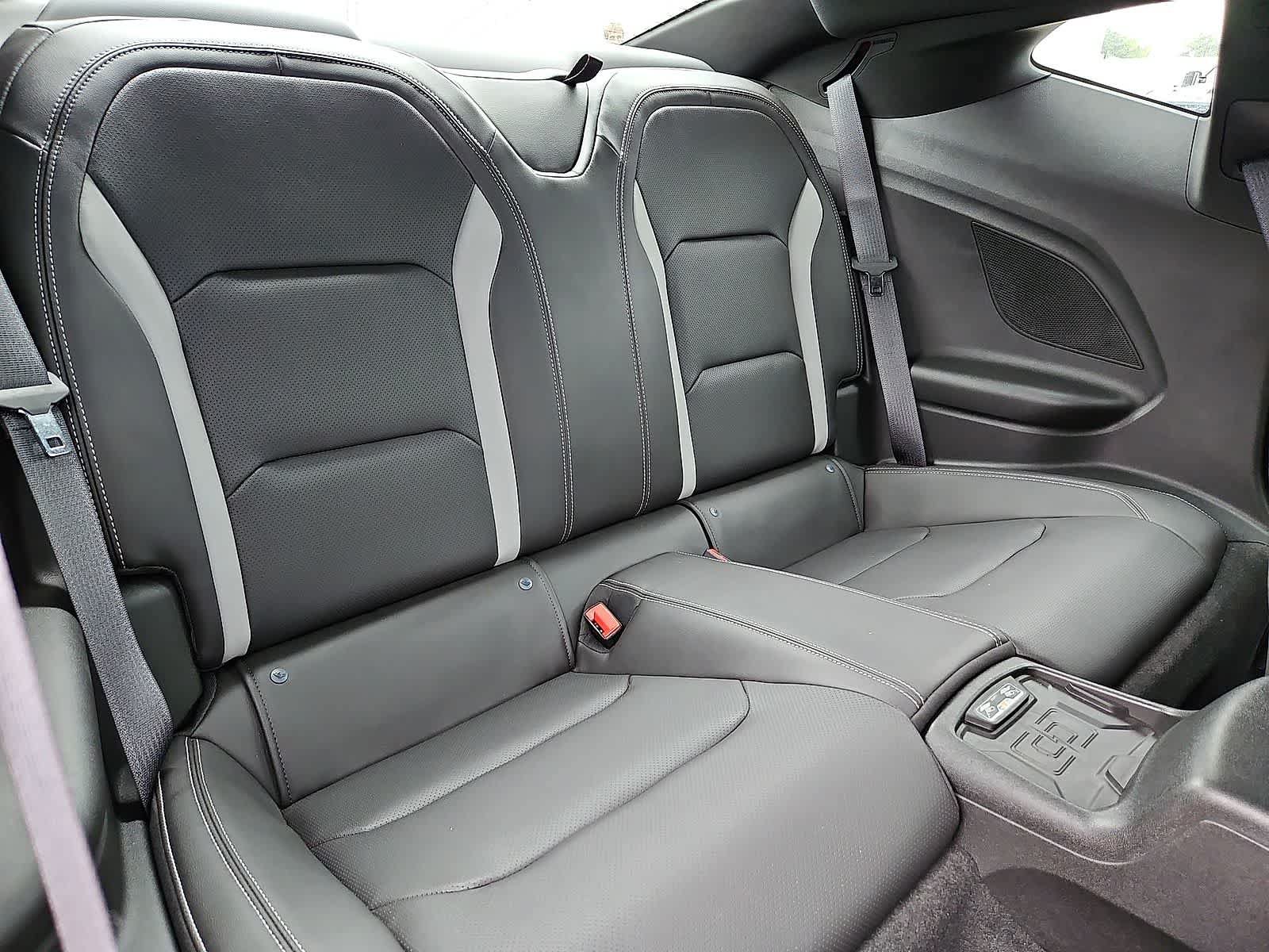 Used 2024 Chevrolet Camaro LT RWD image 31
