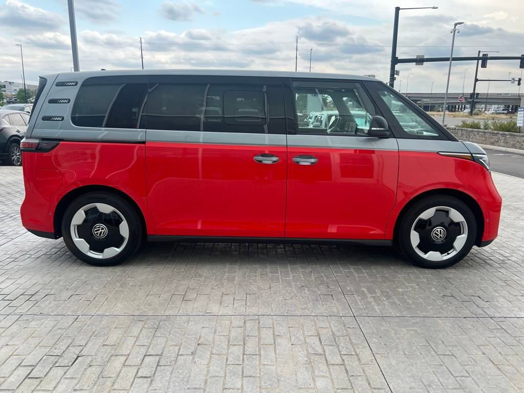 New 2025 Volkswagen ID. Buzz Pro S image 6