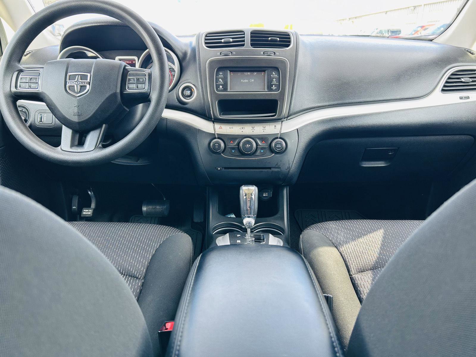 Used 2019 Dodge Journey SE w/ Mopar Chrome Accent Package image 18