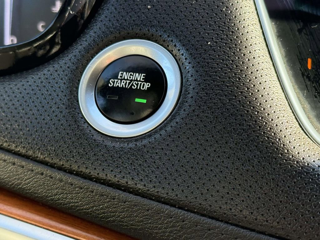 Used 2021 Cadillac XT5 Premium Luxury image 23